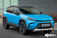 丰田新一代rav4即将首发！换凯美瑞前脸 贯穿尾灯